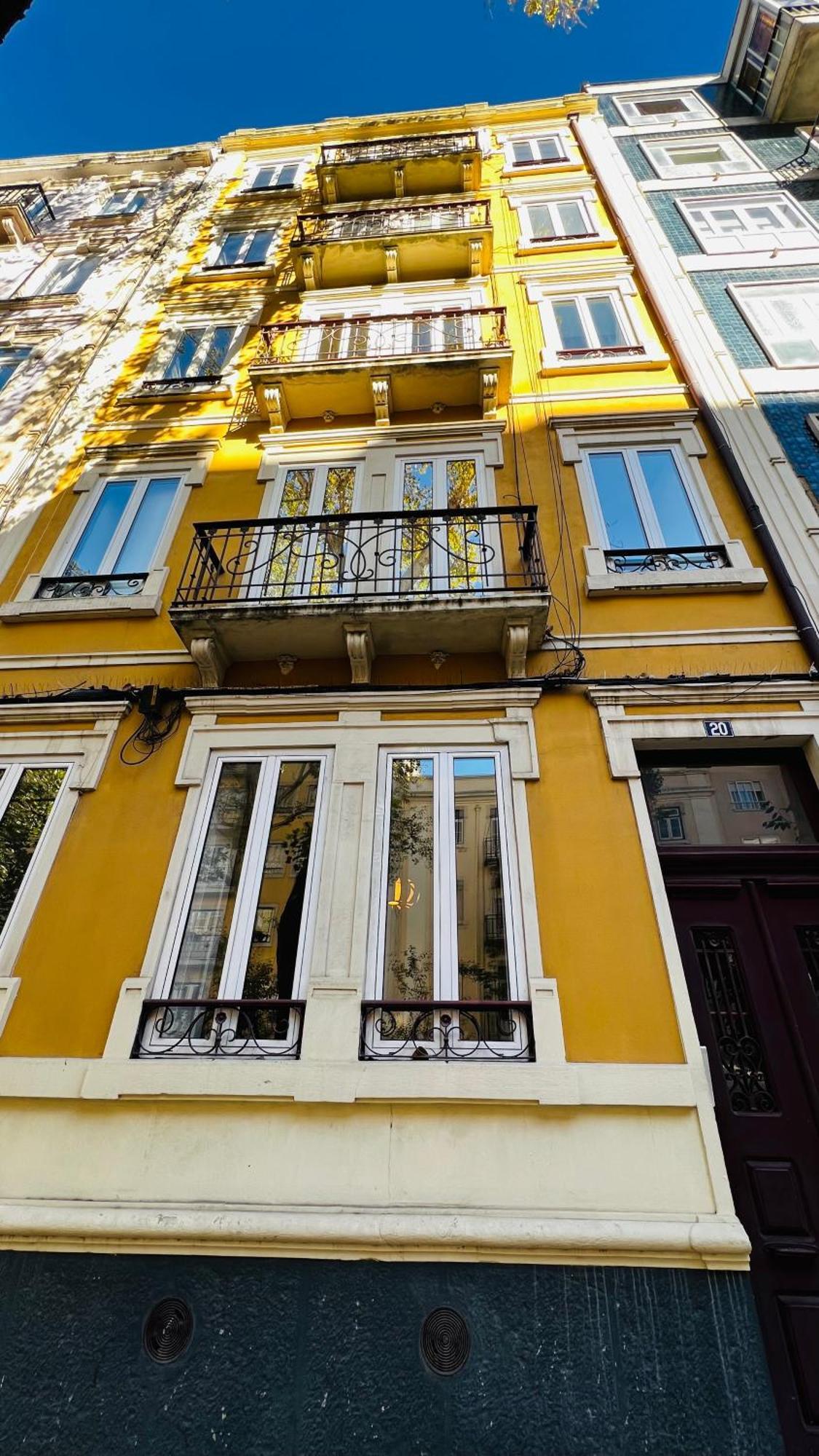 Suites Luciano Cordeiro Lisbon Bagian luar foto