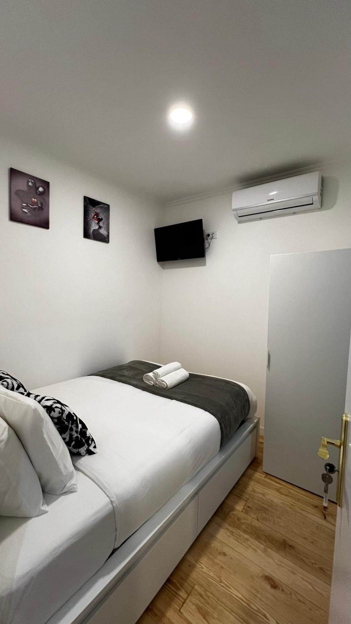 Suites Luciano Cordeiro Lisbon Bagian luar foto