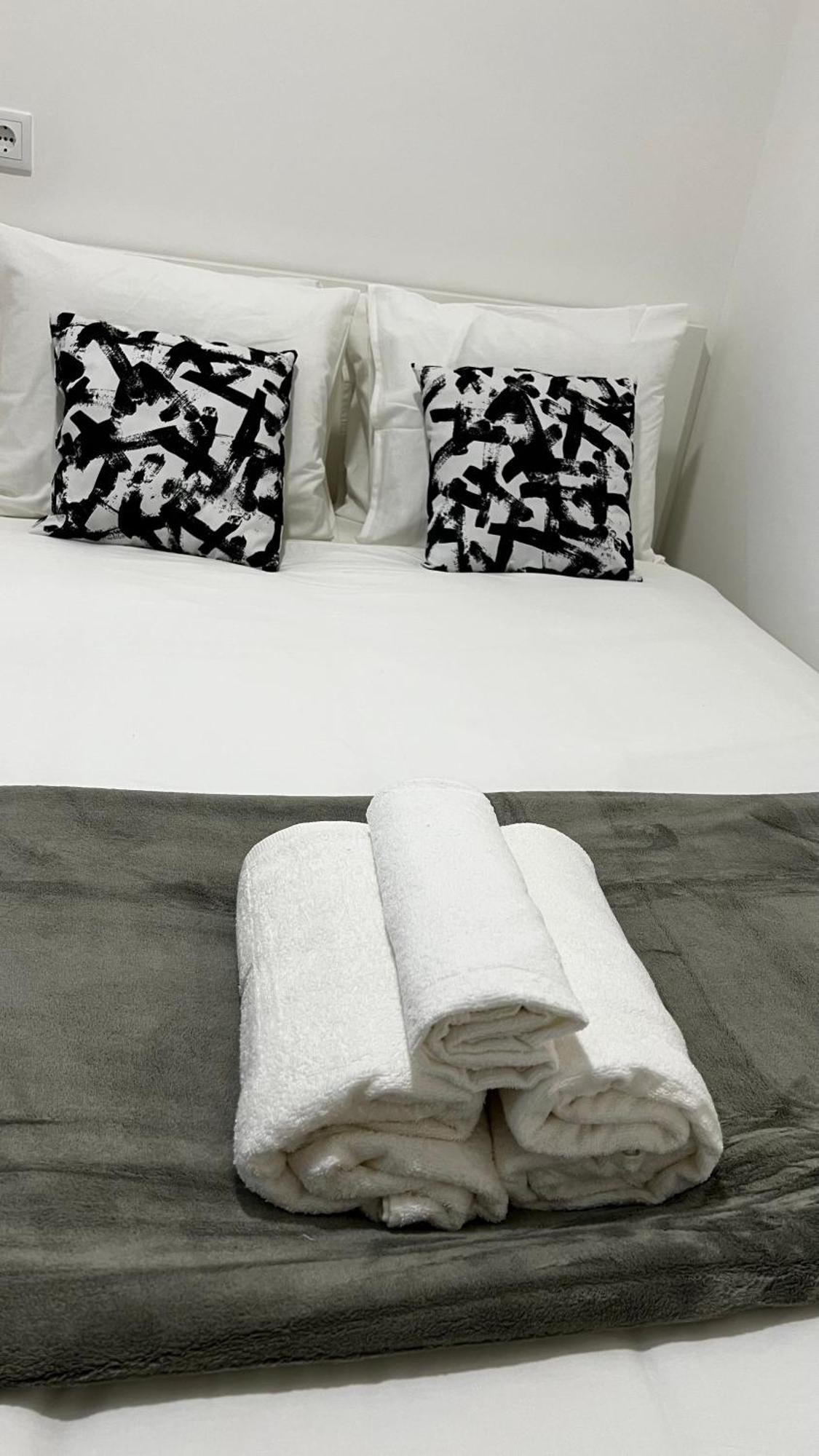 Suites Luciano Cordeiro Lisbon Bagian luar foto