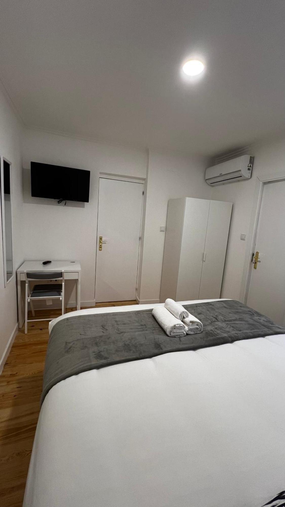 Suites Luciano Cordeiro Lisbon Bagian luar foto